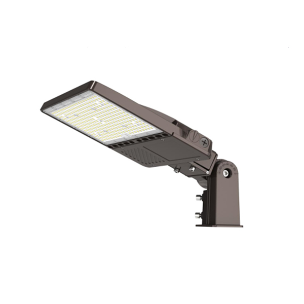 LED SHOEBOX LIGHT 5000K 100-277VAC WITH BUILT-IN PHOTOCELL A&N BRACKET